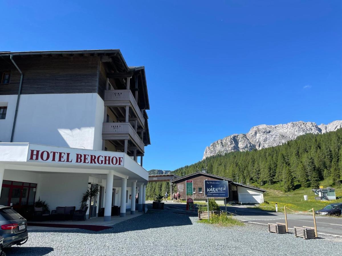Hotel Berghof Sonnenalpe Nassfeld Exterior foto