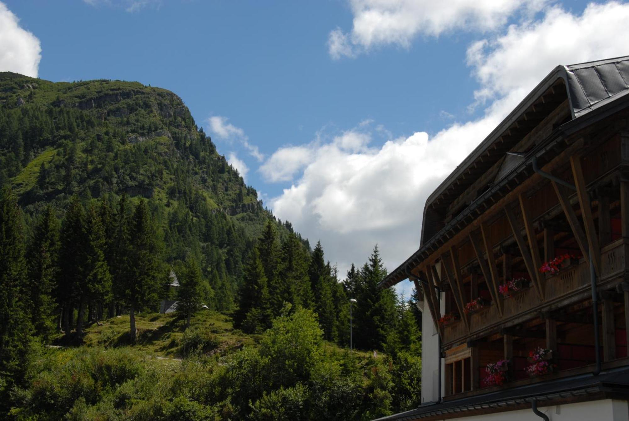 Hotel Berghof Sonnenalpe Nassfeld Exterior foto
